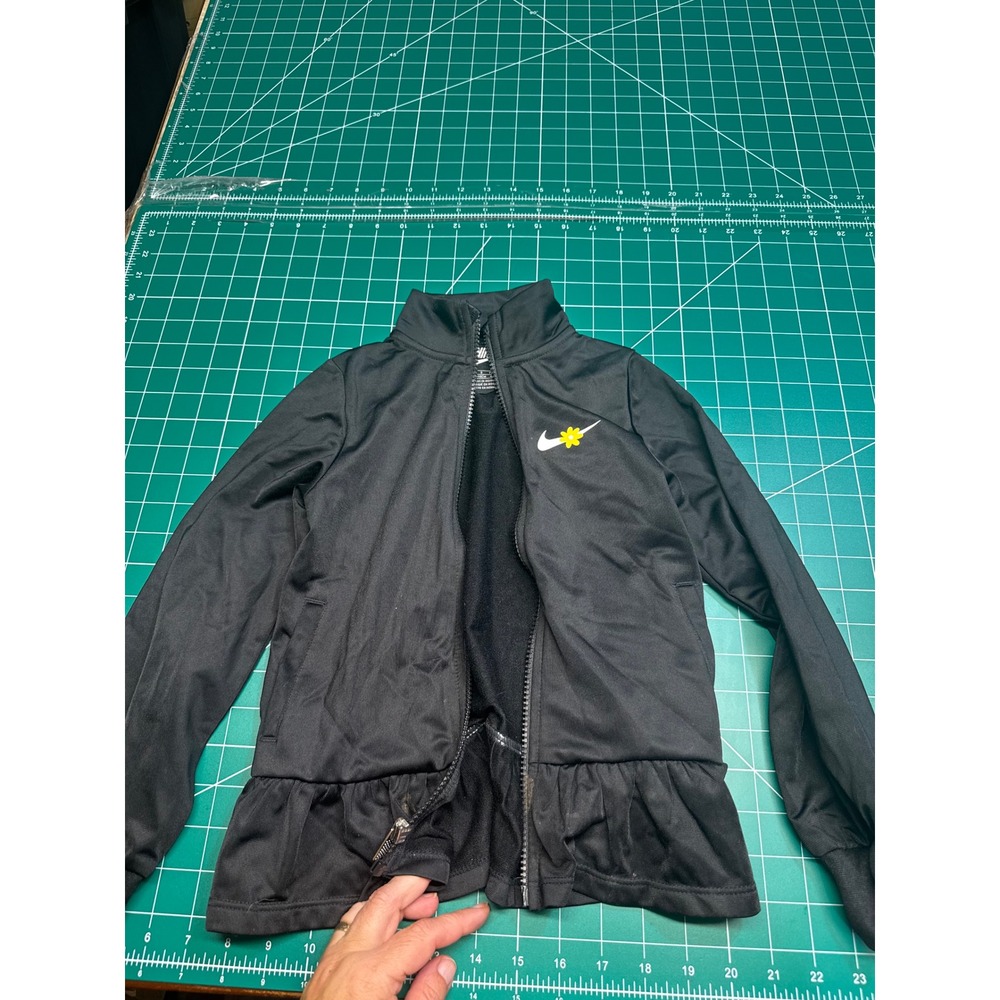 Nike Girls Black Peplum Track Jacket Daisy Swoosh Logo Full Zip Size 5 4-5Y